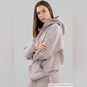 Comfrt Travel Essentials Hoodie, size L, color Bark